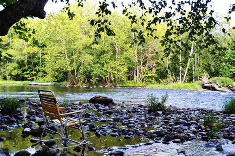 Neversink river resort - Jul 19, 2023 · At Neversink River Resort, the 22 cabins start at $120 a night. There are also 150 campsites starting at $40 and three yurts for $150 nightly. Neversink has fields for RVs, too, and can ... 